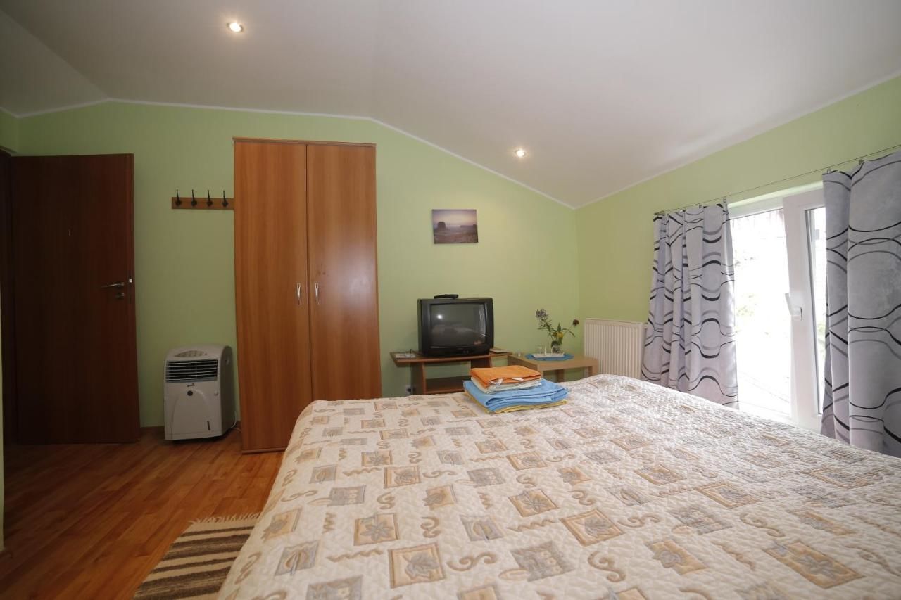 Гостевой дом Pension Casa Anadam Бэиле-Еркулане-39